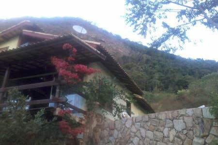 Casa Alpina Com Vista Panoramica De Lumiar Villa Nova Friburgo Eksteriør billede