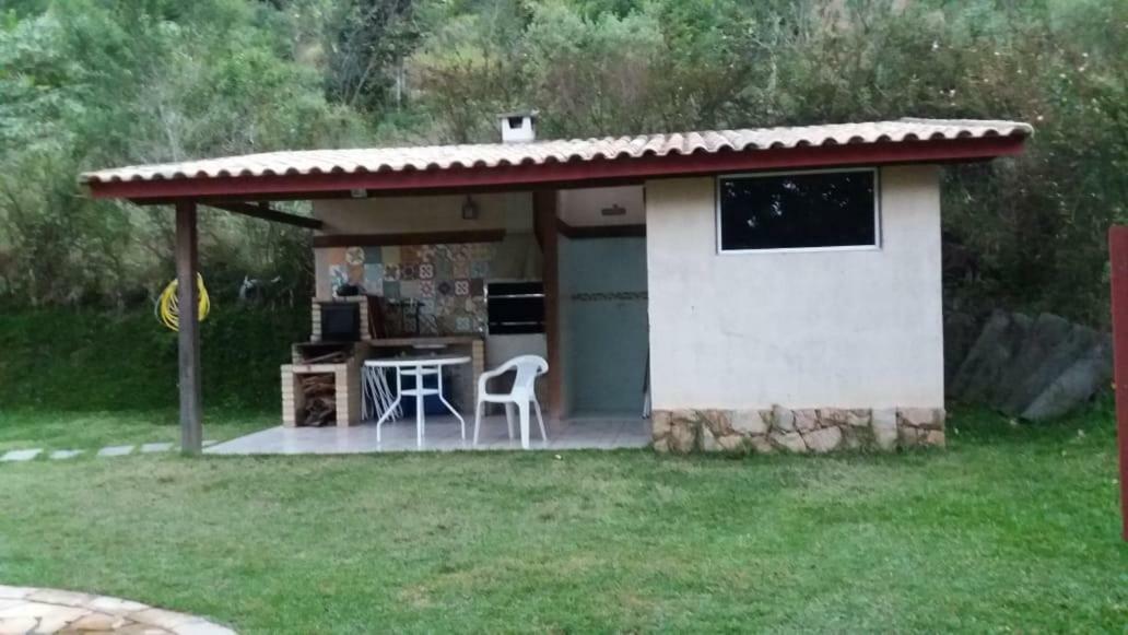 Casa Alpina Com Vista Panoramica De Lumiar Villa Nova Friburgo Eksteriør billede